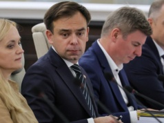 W Sejmie debata nad budżetem państwa na 2026 rok i pytania o dziurę w finansach NFZ. 