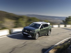 Hybryda, elektryk, czy benzynowy? Ile kosztuje nowy Citroën C3 Aircross? Ceny w październiku 2025