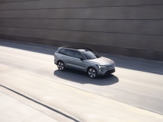 Dlaczego Volvo EX90 jeździ się tak przyjemnie? Elektryczny SUV jest fenomenem