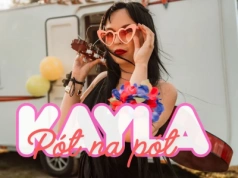 Kayla – Pół na pół