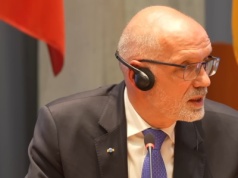 Berlin, prof. Nowak i AfD. Dlaczego Sikorski i „Wyborcza” wolą fantazje od polskiej racji stanu
