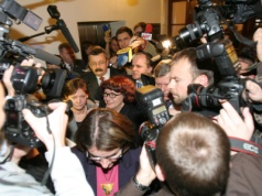 Pijackie burdy, burzliwe romanse, wandalizm i polityczna korupcja. Oto największe se…