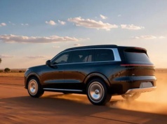 Nowy gigantyczny SUV Leapmotor D19 – większy niż BMW X7, za cenę niższą niż Toyota RAV4