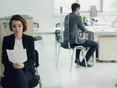 92% przedstawicieli pokolenia Z jest odrzucanych przez działy HR z jednego prostego powodu: ich wejście na rynek pracy doprowadziło do „sytuacji krytycznej”