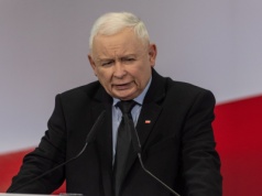 Jarosław Kaczyński bezpardonowo wali w premiera! 