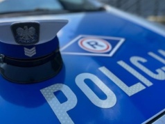 Groził byłej partnerce i policjantom, na dodatek był poszukiwany za przemoc