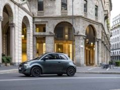 Fiat 500e i 14 przypadków tej samej usterki. EV Clinic ostro krytykuje Stellantis