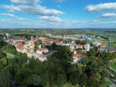 Dlaczego warto odwiedzić Sandomierz? To miasto pełne atrakcji