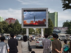 Korea Północna ujawnia nowy pocisk hipersoniczny. Rosja dostanie prezent?