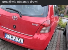 „Nie parkuj, bo mam foteliki!” Parkingowa afera, która jest idealnym przykładem syndromu „Dej, mam horom curke”