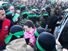 Hamas uwolni dziś zakładników, fiasko marszu PiS, Polska wygrała z Litwą. 5 tematów na dziś