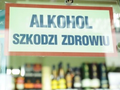Rząd idzie na wojnę z alkoholem. Oto lista zakazów