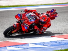 MotoGP: Marc Marquez jednak po operacji barku. Kiedy wróci do ścigania?