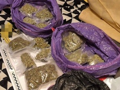 Magazyn narkotyków w mieszkaniu 17-latka z Lublina! Policja znalazła ponad 3 kg marihuany i mefedronu. W tle środowisko pseudokibiców