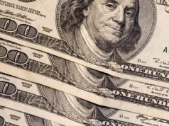 Euro droższe niż dzień wcześniej. Dolar najdroższy od sierpnia