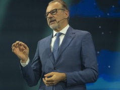 Szef ESA: Europa potrzebuje rakiet wielokrotnego użytku