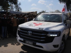 Izrael potwierdza: Hamas przekazał cztery trumny z ciałami zakładników