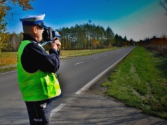 Podkarpacie: Za szybką jazdę stracili prawa jazdy. Dwa zatrzymania jednego dnia tylko w jednym powiecie