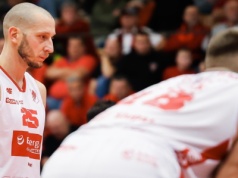 Bez obrony, bez ataku, beznadziejnie. Słupscy koszykarze wyraźnie słabsi od mistrzów Polski