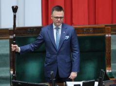 Hołownia ambasadorem w USA? Jest głos z rządu