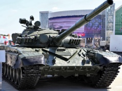 Kolejne T-72A w drodze do zakładów UWZ