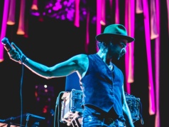 Jego pomysł to niższe tempo – i wychodzi mu to dobrze. Satori już w listopadzie w Polsce