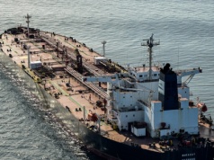 Ropa coraz tańsza. Kreml liczy ruble i rewiduje budżet