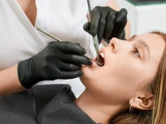 Mają zwiększyć skuteczność terapii i zapobiec utracie zębów. Zmiany w leczeniu paradontozy