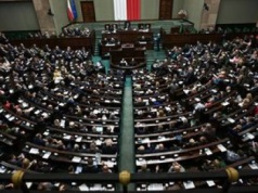 Alkohol dla posłów trochę droższy. Po pytaniach WP podwyżka w 