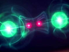 Oddziaływania między atomami mogą wzmocnić emisję światła