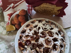 Autoreklama przy pomocy placka ze śliwkami