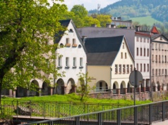 Raz w roku o Nowej Rudzie robi się głośno. Potrzeba 20 lat, by zakończyć żmudny proces