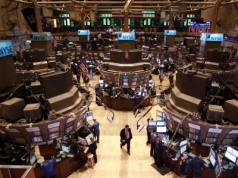 Wall Street czeka na dane o inflacji. Intel napędza optymizm