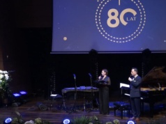 Bursztynowe Mikrofony i nagroda „Na fali” wręczone podczas gali 80-lecia Radia Gdańsk