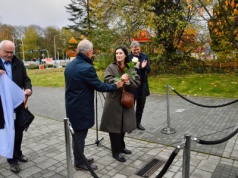 Joanna Kuciel-Frydryszak z własną płytą w Alei Pisarzy – FOTO