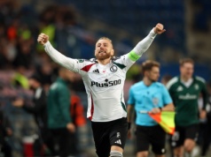 Augustyniak wyróżniony przez UEFA! Nagroda dla pomocnika Legii