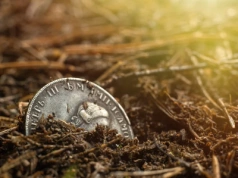Odkrył skarb i milczał przez 8 lat. Gdy w końcu się przyznał, archeolodzy oniemieli