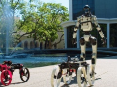 Robot i dron działają jak jeden organizm. To może być symbioza doskonała