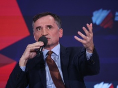 Ziobro: Nienawiść do chrześcijan jest faktem