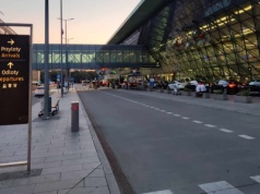 Akcja służb. Zamknięty dojazd do lotniska