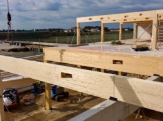 Największy drewniany biurowiec w Polsce wyrasta w Środzie Wielkopolskiej