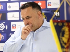 Właściciel Pogoni nazwał go śmieciem, a potem odleciał totalnie. 