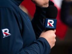 Niesiołowskiemu puściły nerwy. Tak nazwał reportera TV Republika. Padł wulgaryzm