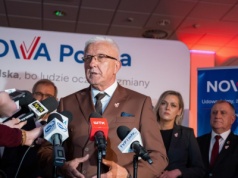 Powstaje nowa partia, jej twarzą senator. "Jest czas na nowe otwarcie"