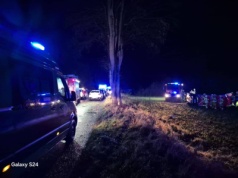 Dachowanie w regionie. Dwoje nastolatków nie żyje