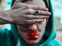 To co z tym 6-miesięcznym vacatio legis? Przedsiębiorcy wciąż będą znosić nagłe zmiany prawa