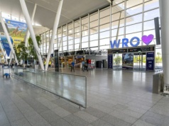 Wrocławskie lotnisko nieczynne. Loty wstrzymane do 4 grudnia.