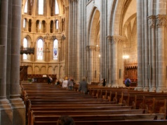 Szwajcaria liczy na turystów zainteresowanych zabytkami sakralnymi. „Namacalne spotkanie”