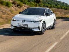 Volkswagen rozgniewał właścicieli jego aut. Ekran ich multimediów zmienił w billboard