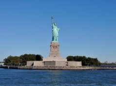 28 października 1886 roku odsłonięcie Statuy Wolności